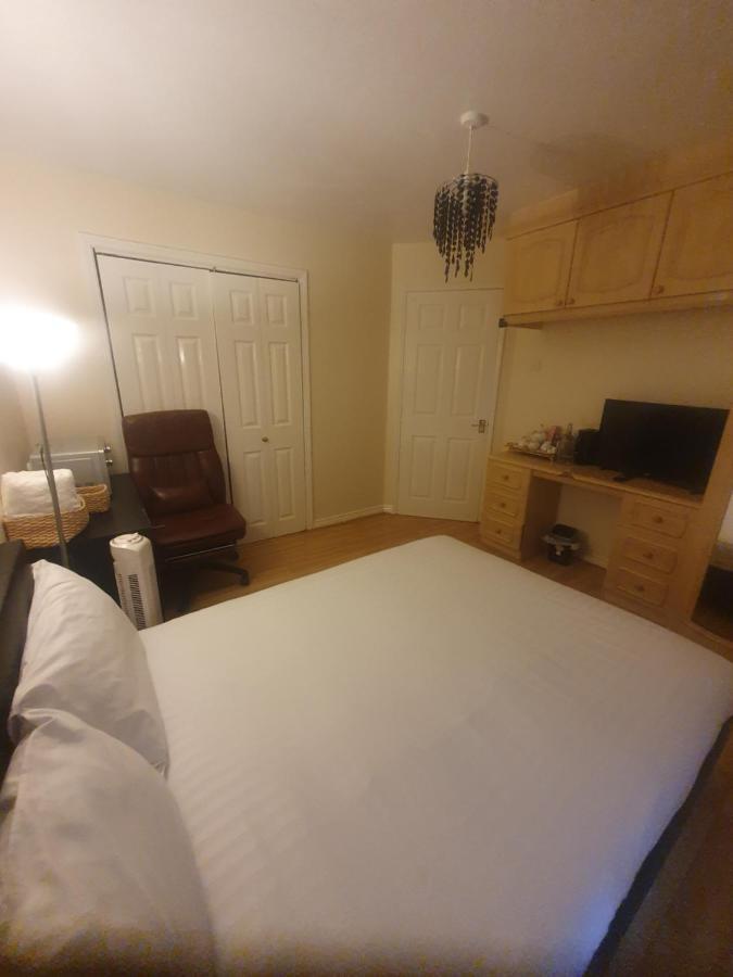 Double Size And Single Room In Barking Barking  Exterior foto